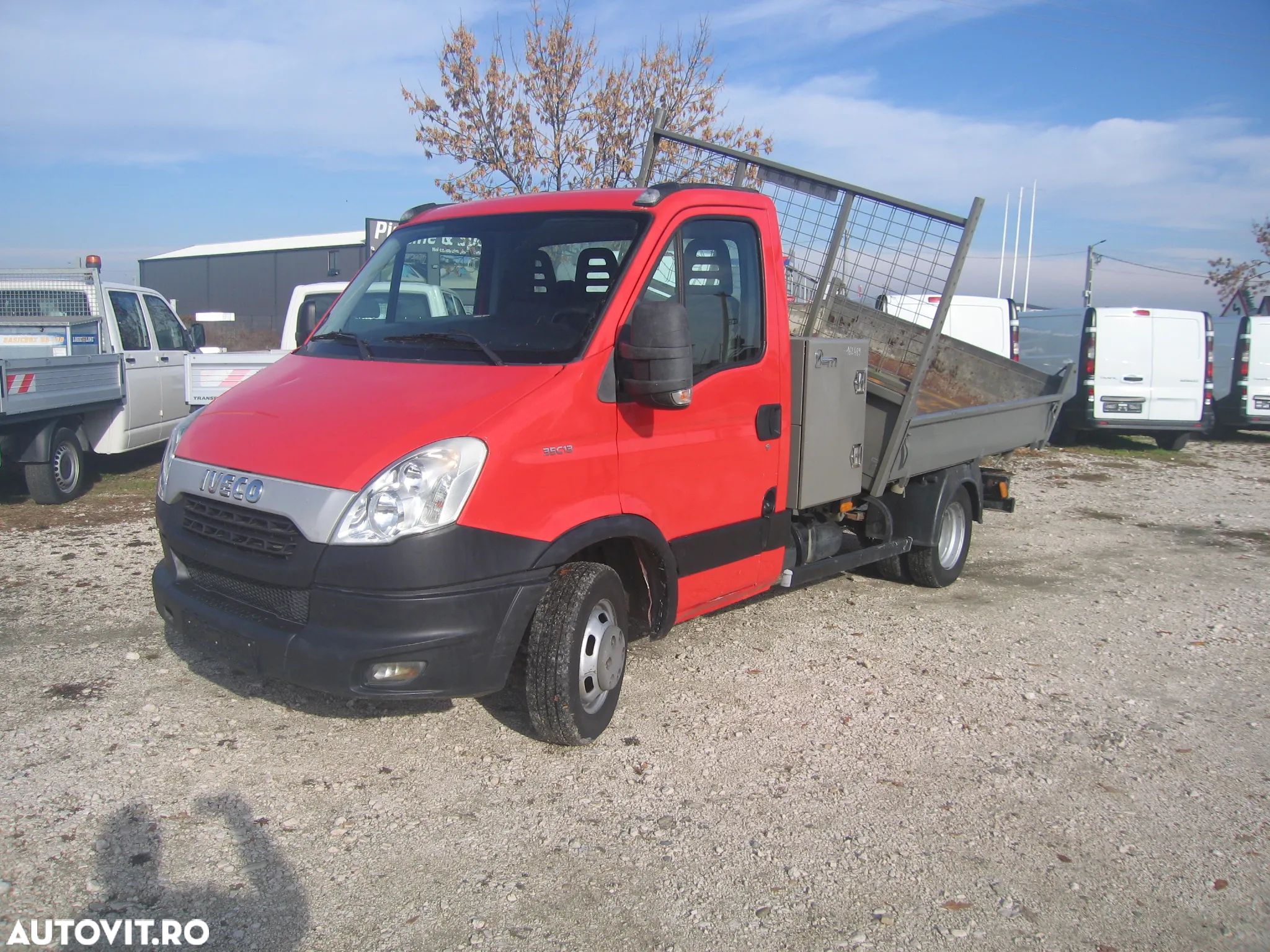 Iveco DAILY 35 C 13 , 3 LOC. BASCULABILA 3  PARTI , CLIMA . - 1