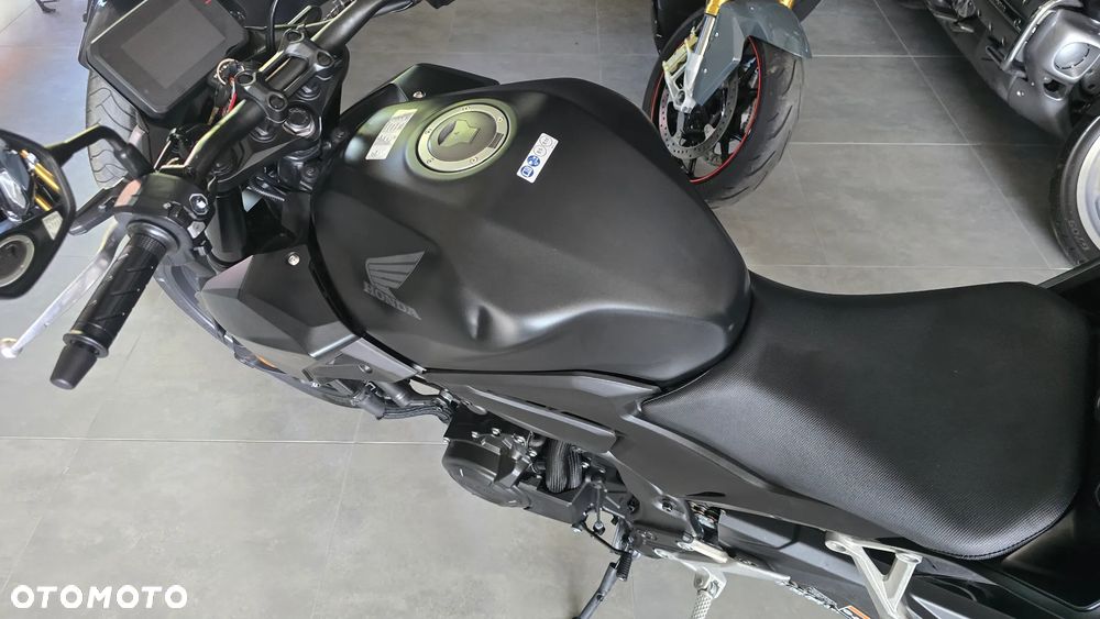 Honda Hornet - 14