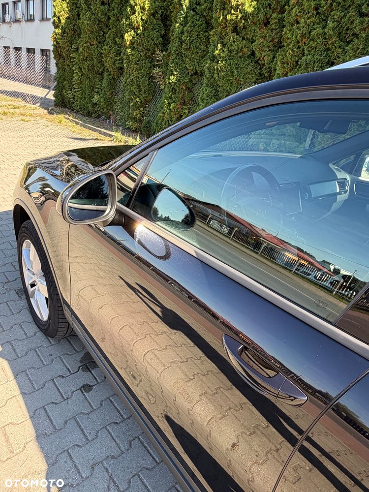 Volkswagen Touareg - 19