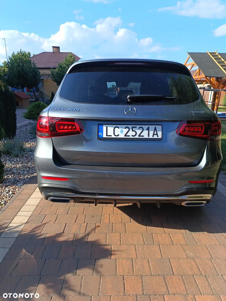 Mercedes-Benz GLC - 4