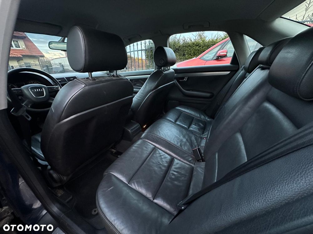 Audi A4 Limousine 2.0 TDI - 16
