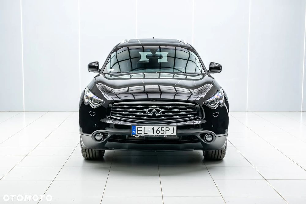 Infiniti FX - 9