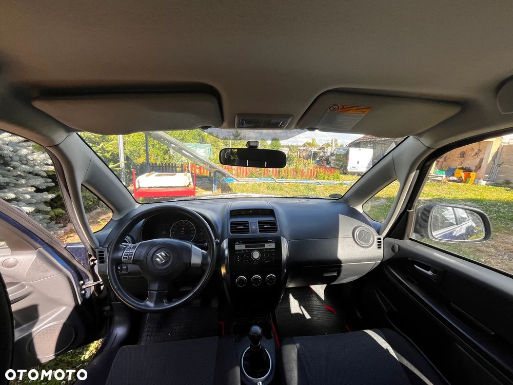 Suzuki SX4 1.6 GLX / Comfort - 4