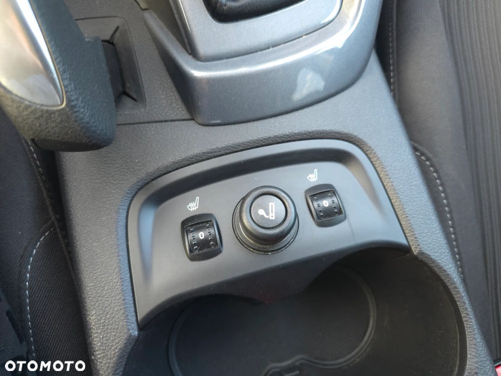Ford Focus 1.6 EcoBoost Start-Stopp-System Titanium - 29