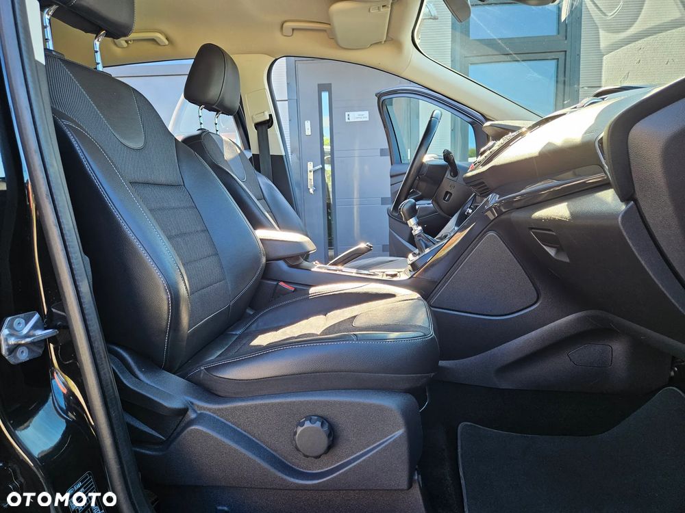 Ford Kuga 2.0 TDCi 4WD Titanium - 19