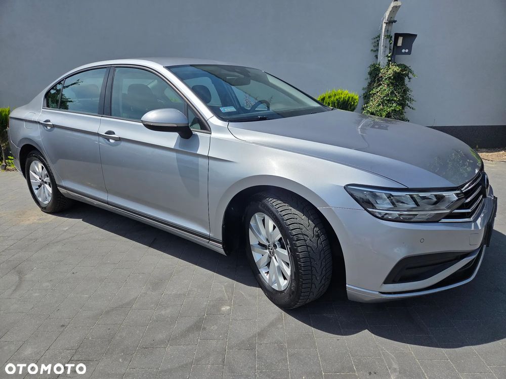 Volkswagen Passat - 7