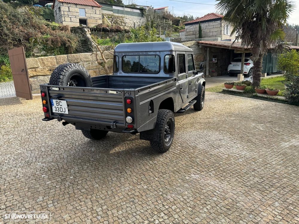 Land Rover Defender - 5