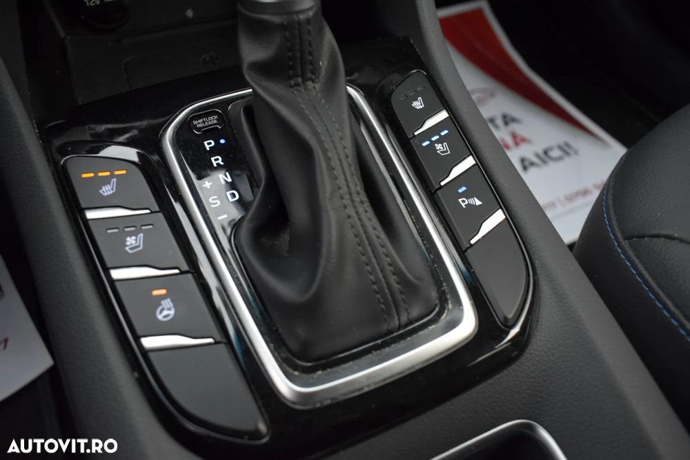 Hyundai IONIQ Hybrid 141CP Exclusive - 17