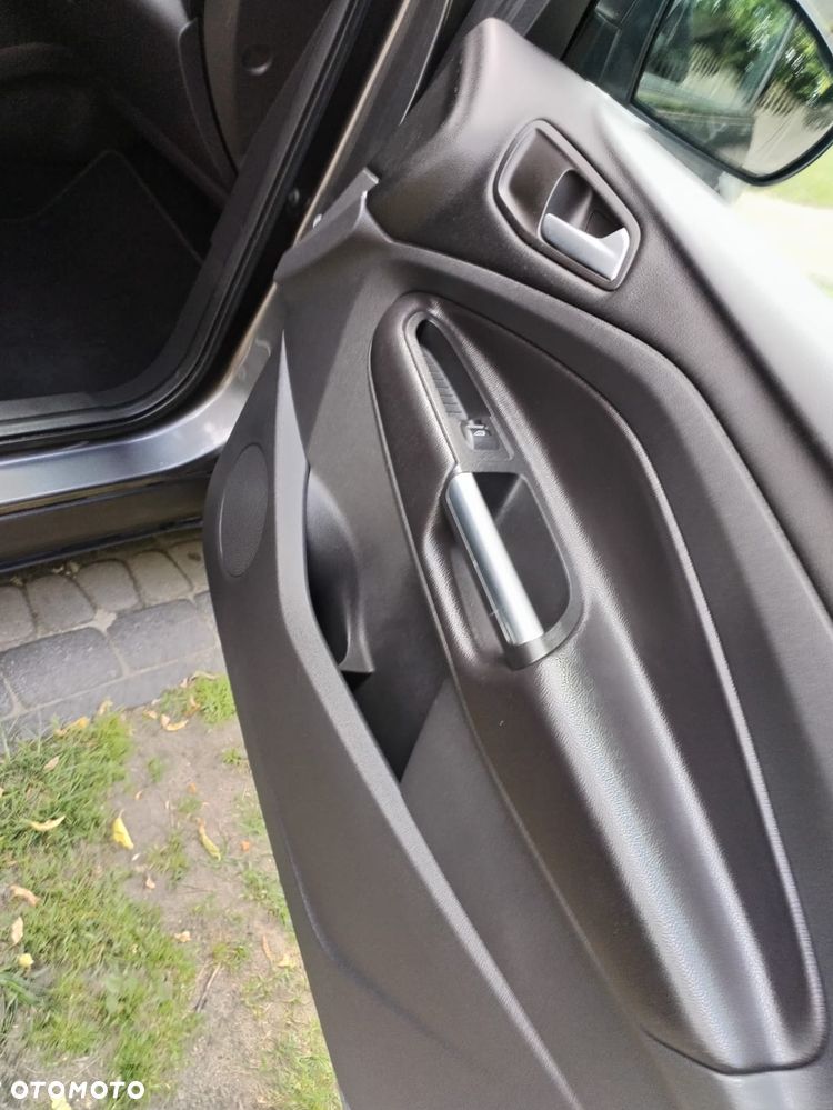 Ford Kuga 2.0 TDCi AWD Edition - 26