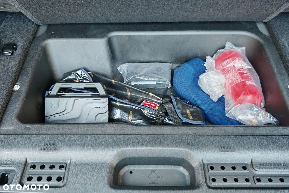 Jeep Wrangler Unlimited GME 2.0 Turbo Sahara - 13