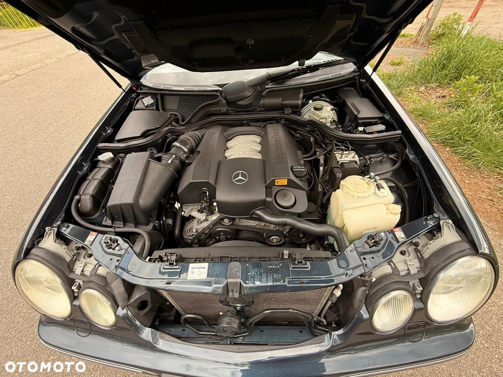 Mercedes-Benz Klasa E 320 4-Matic Elegance - 6