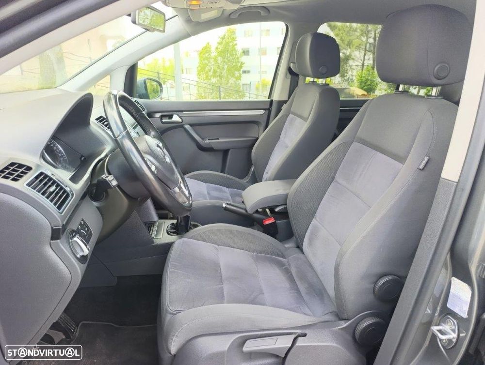 VW Touran 1.6 TDI Blue.Trendline 7L - 7