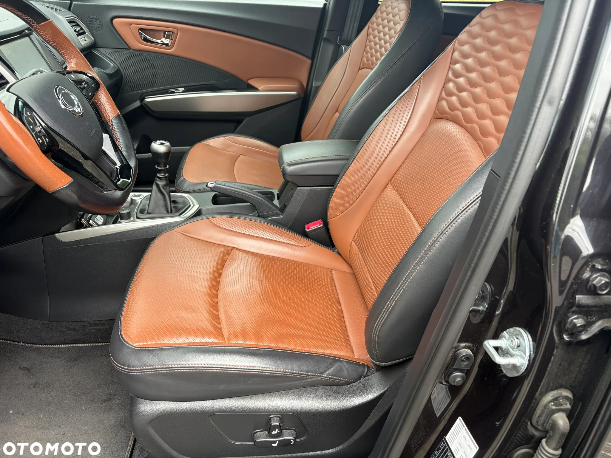 SsangYong/KGM Tivoli 1.6 Quartz - 14