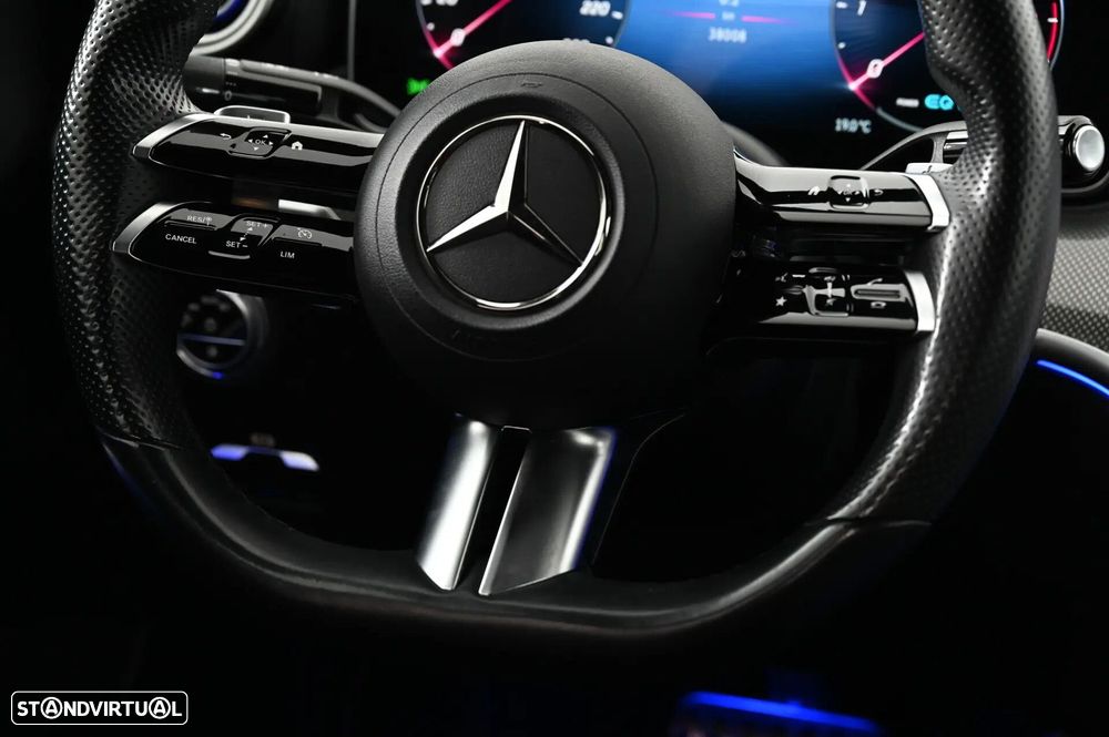 Mercedes-Benz C 300 d AMG Line - 17