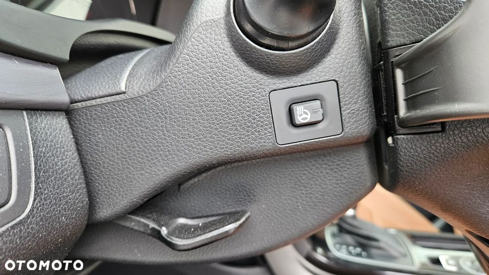 Hyundai i40 Kombi 2.0 Automatik Premium - 26