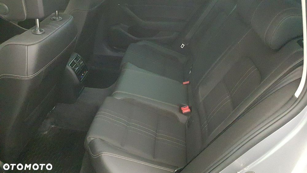 Volkswagen Passat Alltrack - 21