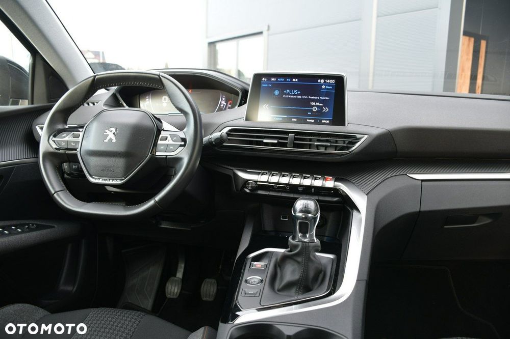Peugeot 3008 1.2 PureTech Active Pack S&S - 17