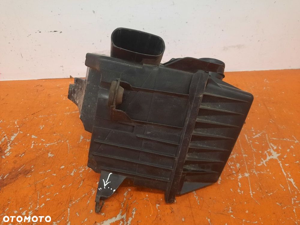 VOLKSWAGEN FOX 2 II 05-09 1,2MT LIFT OBUDOWA FILTRA POWIETRZA 5Z0129620