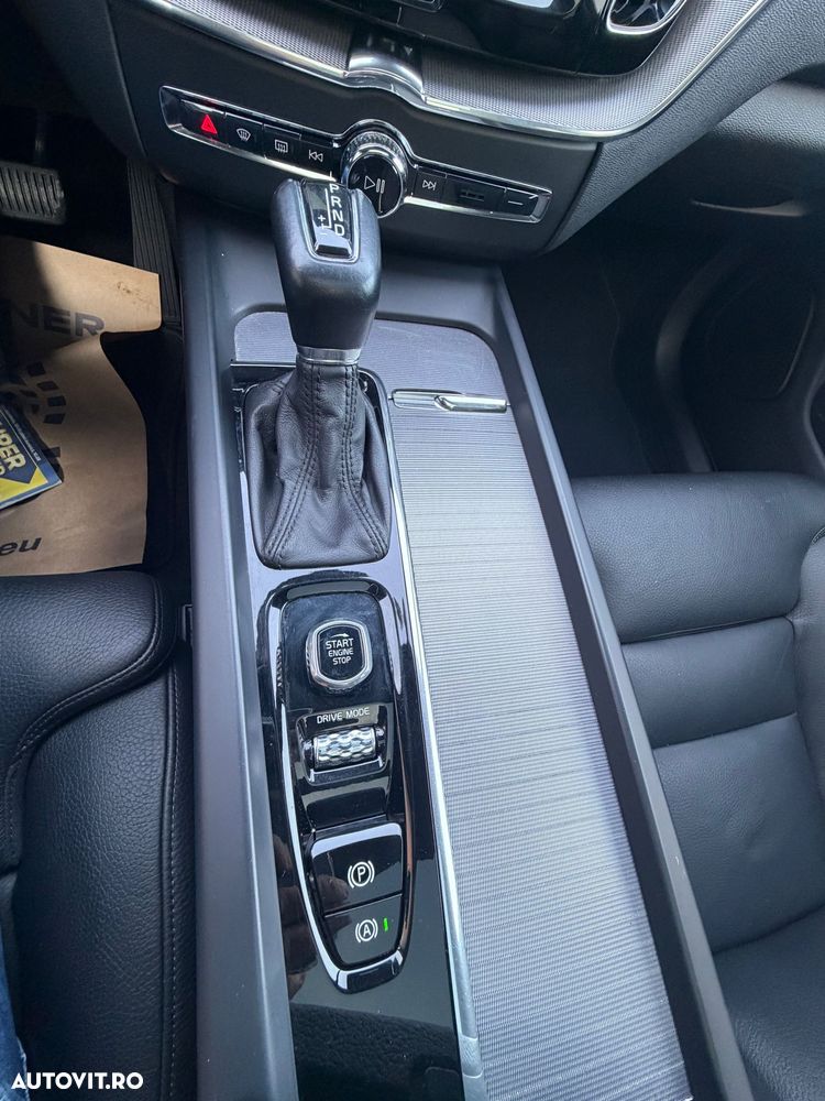 Volvo XC 60 D4 AWD Inscription - 12