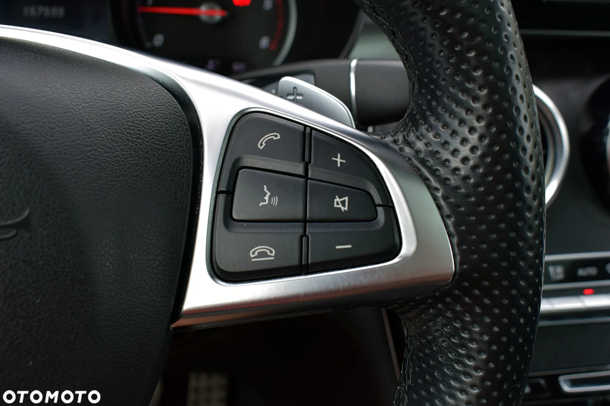 Mercedes-Benz GLC 220 d 4-Matic - 11