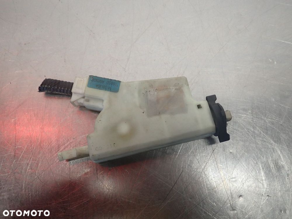 SIŁOWNIK KLAPKI WLEWU PALIWA INFINITI M37X 78850-AM80B - 2