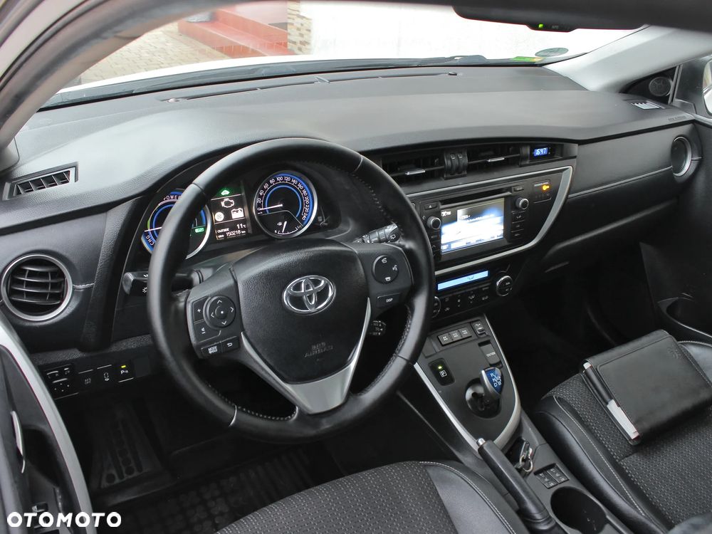 Toyota Auris - 17