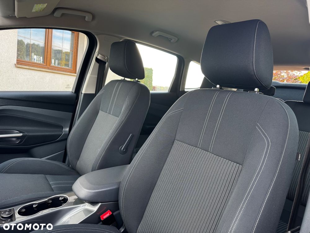 Ford C-MAX - 19
