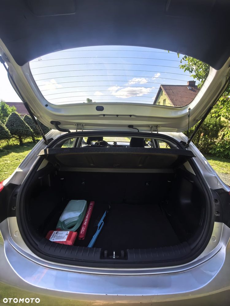Kia Rio 1.2 L - 16