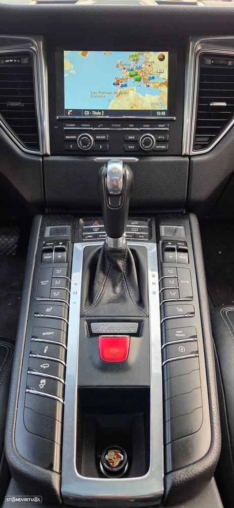Porsche Macan S PDK - 32