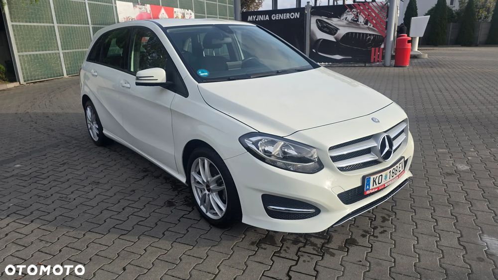 Mercedes-Benz Klasa B 180 - 11