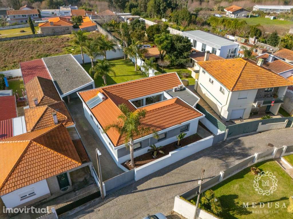 Moradia térrea com jardim | Serzedo, Vila Nova de Gaia - Grande imagem: 4/34