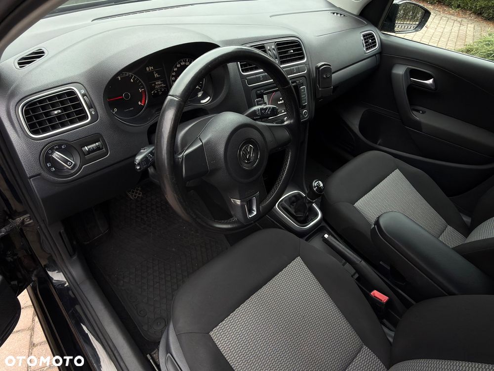 Volkswagen Polo - 24