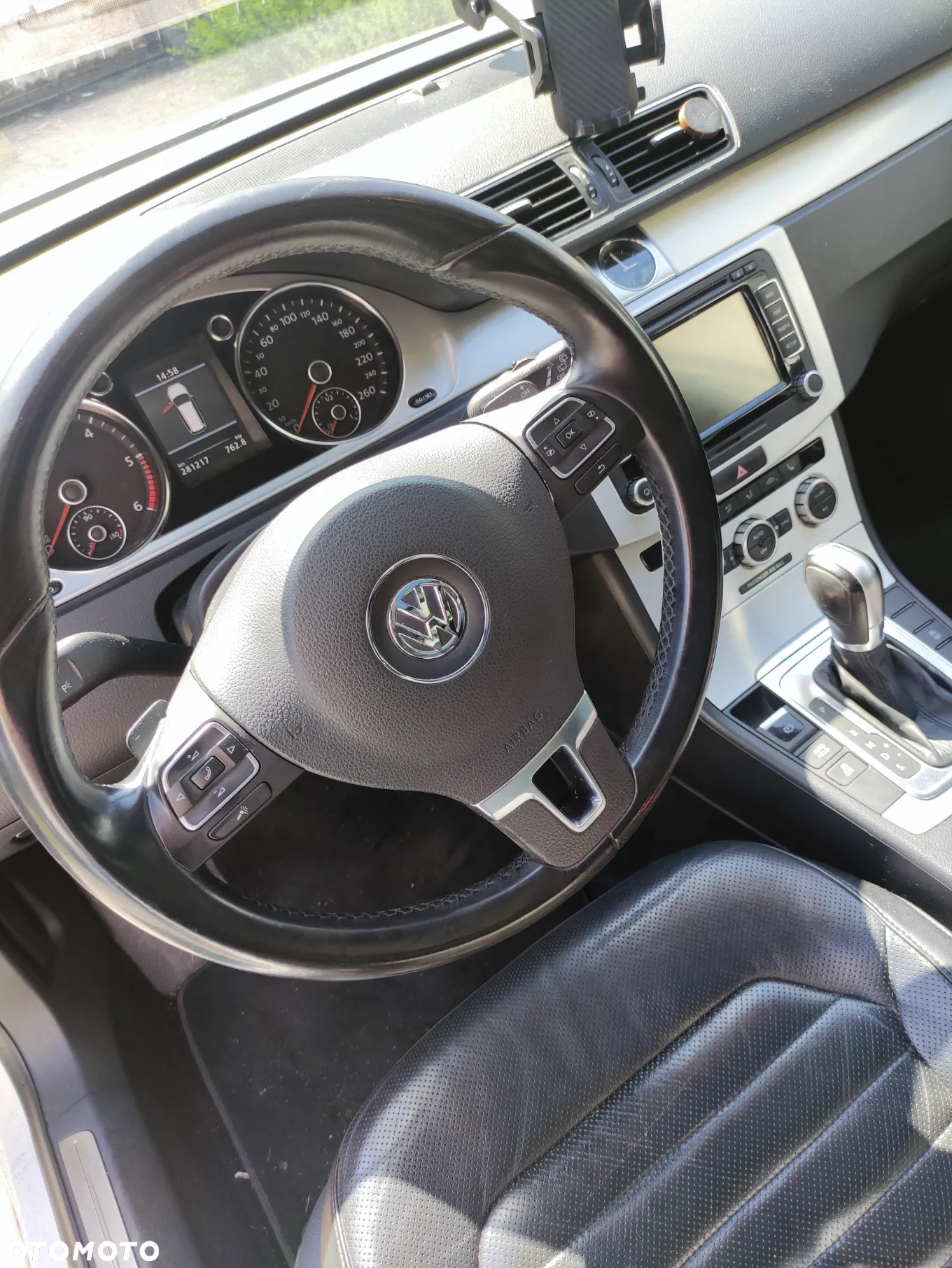 Volkswagen Passat 2.0 TDI Comfortline DSG - 8