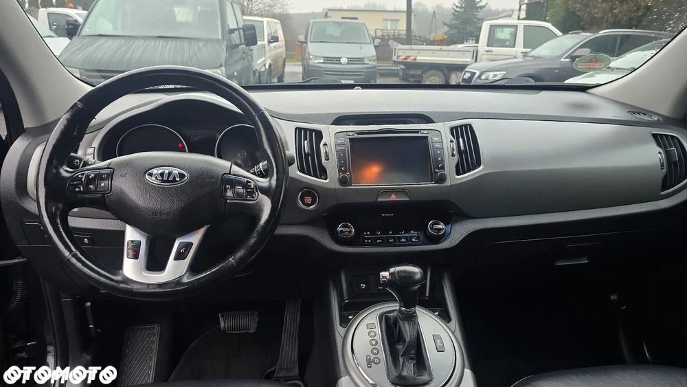 Kia Sportage 2.0 CRDI 4WD Automatik Spirit - 8