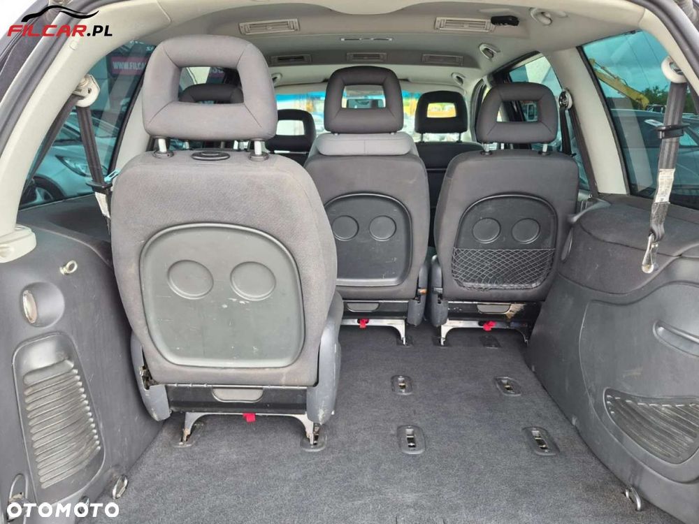 Volkswagen Sharan - 8