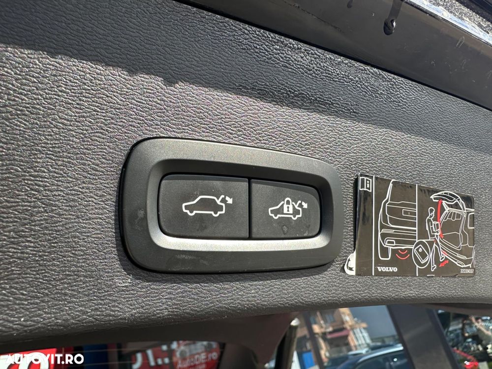 Volvo XC 40 - 21
