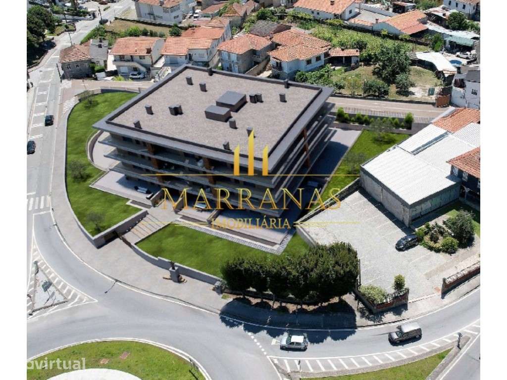 T2 DE LUXO EM CONDOMÍNIO FECHADO EM BALTAR.