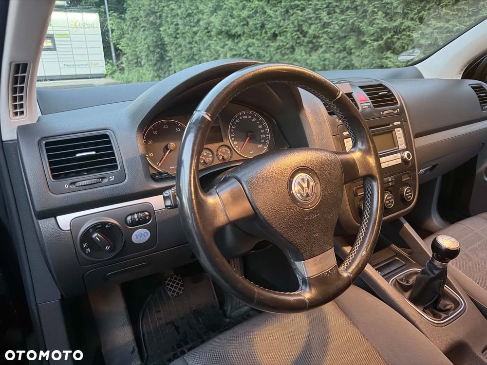 Volkswagen Golf 1.6 Trendline - 6