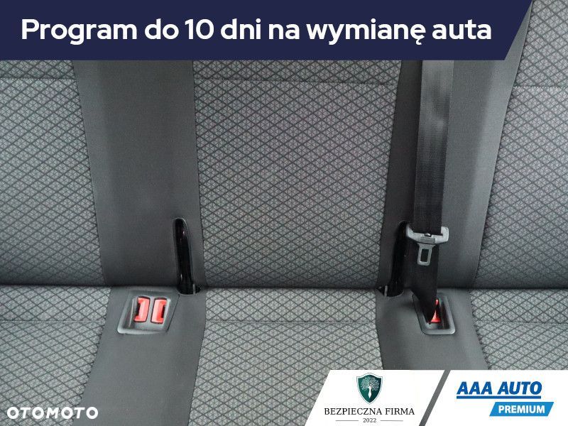 Volkswagen Caravelle - 21