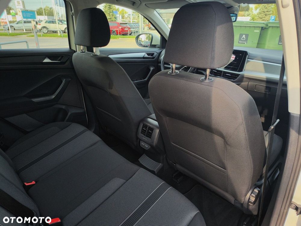 Volkswagen T-Roc - 24