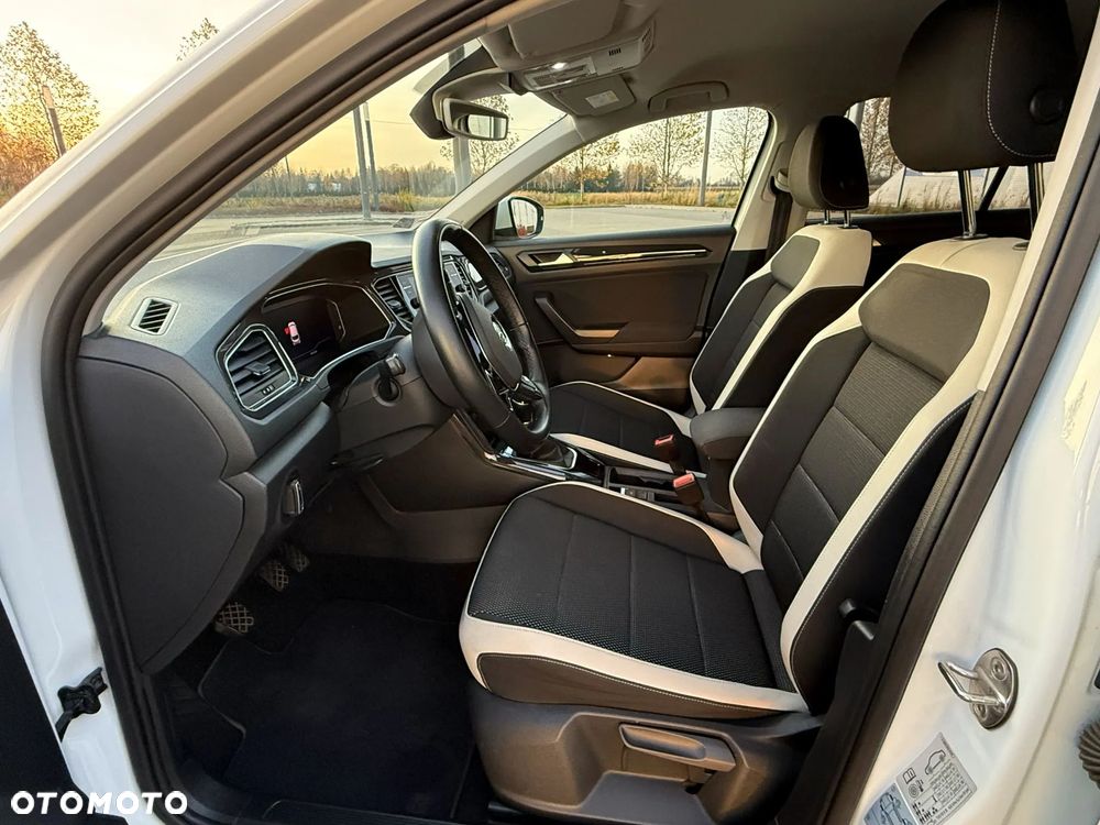 Volkswagen T-Roc 1.5 TSI ACT Premium - 10