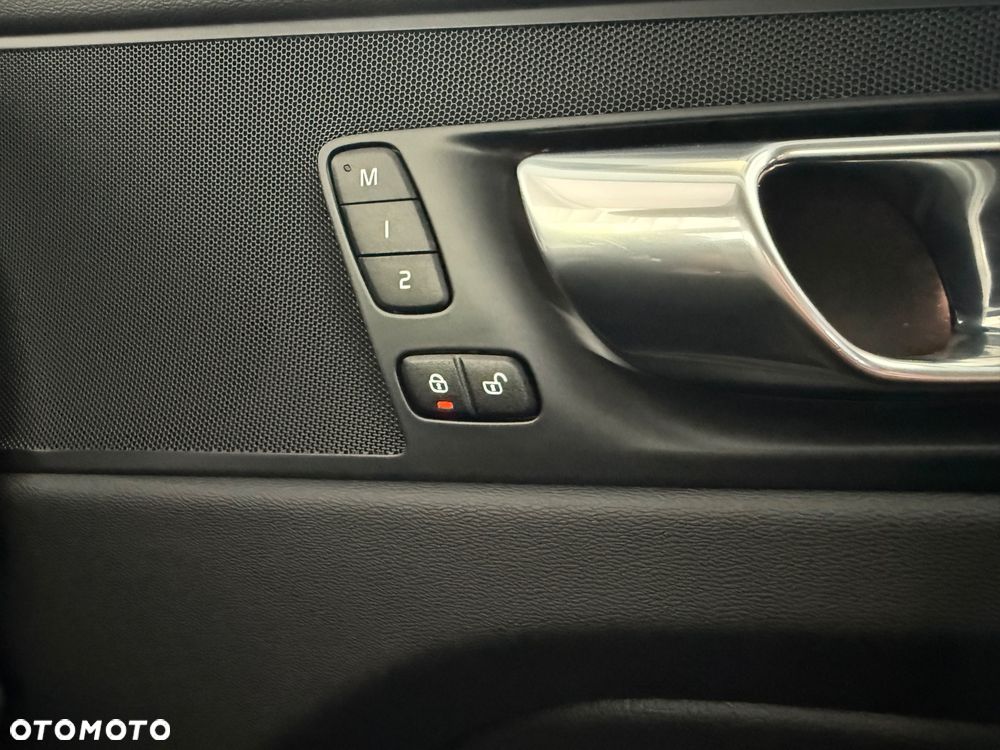 Volvo XC 60 B4 D Geartronic Inscription - 27