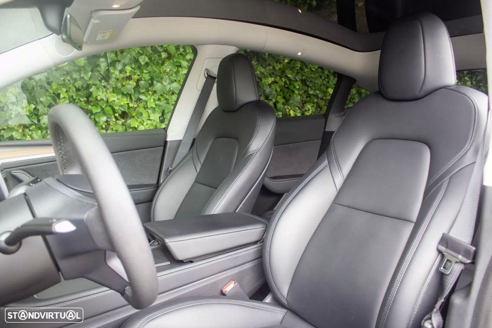 Tesla Model Y Performance Tração Integral - 13
