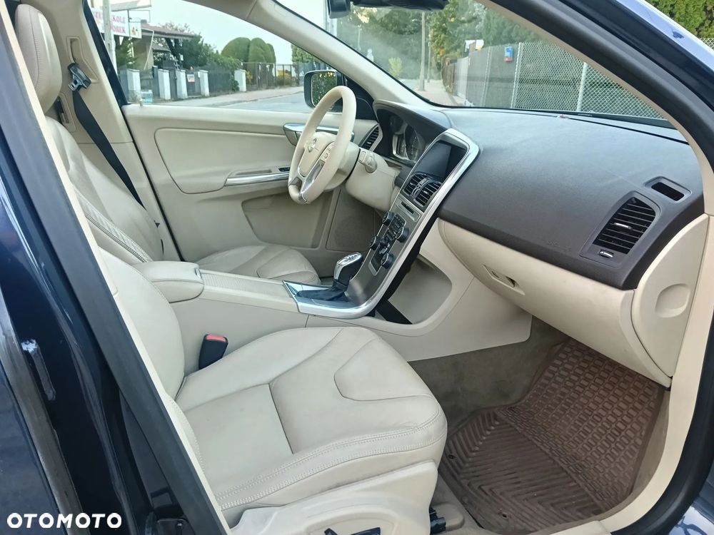 Volvo XC 60 3.2 AWD Summum - 21