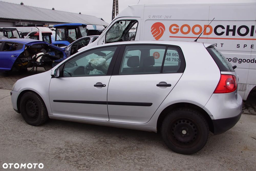 Auto na części - Volkswagen Golf V 1.4 16V BCA FXQ LA7W 2006R Silnik Skrzynia Drzwi Błotnik Klapa Zderzak Lampa Lusterko Klamka Szyba Deska Kokpit Sterownik Moduł Czujnik Licznik Wyświetlacz Panel Kierownica - 3