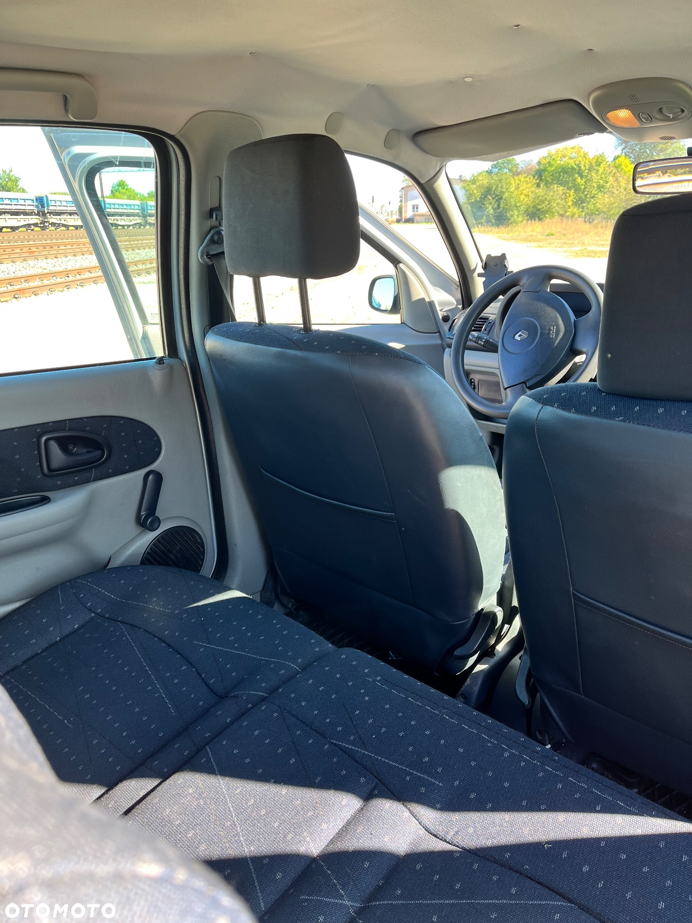 Renault Clio - 17