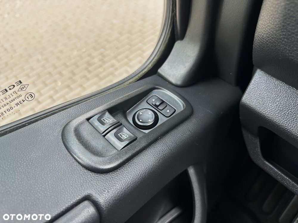 Renault MASTER PLANDEKA 10 PALET WEBASTO TEMPOMAT LEDY KLIMATYZACJA  165KM - 26