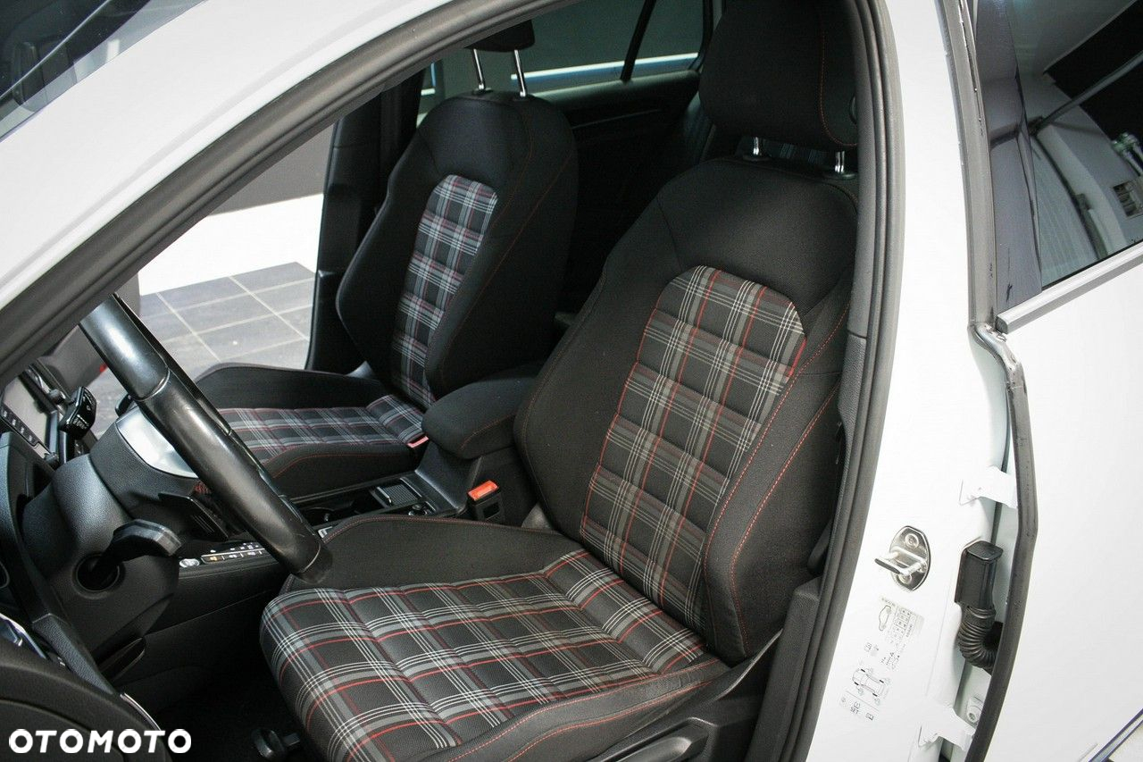 Volkswagen Golf VII 2.0 TSI BMT GTI Performance DSG - 13