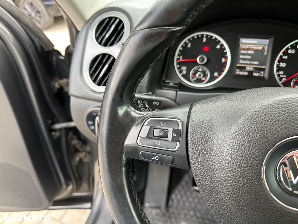 Volkswagen Tiguan - 10