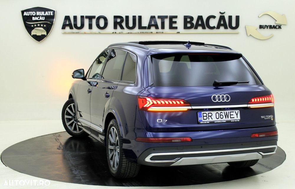 Audi Q7 - 7